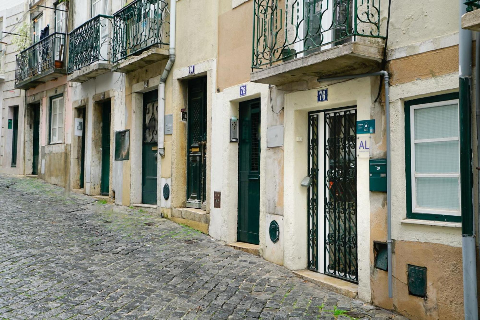 LovelyStay - Cosmopolitan Chiado Apartment Lisboa Exterior foto