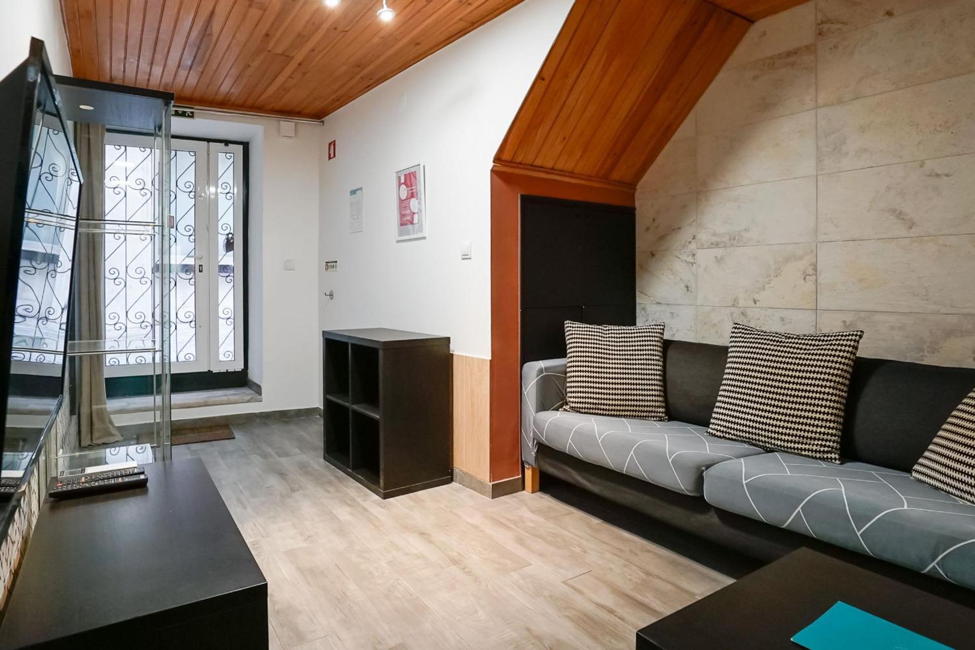 LovelyStay - Cosmopolitan Chiado Apartment Lisboa Exterior foto